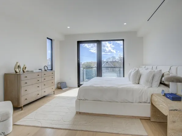 8 Seashore Drive, Long Branch City, NJ 07740