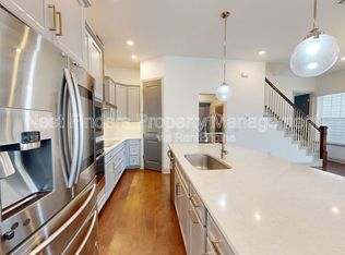 7412 Beach Walk Pl, Jacksonville, FL 32256
