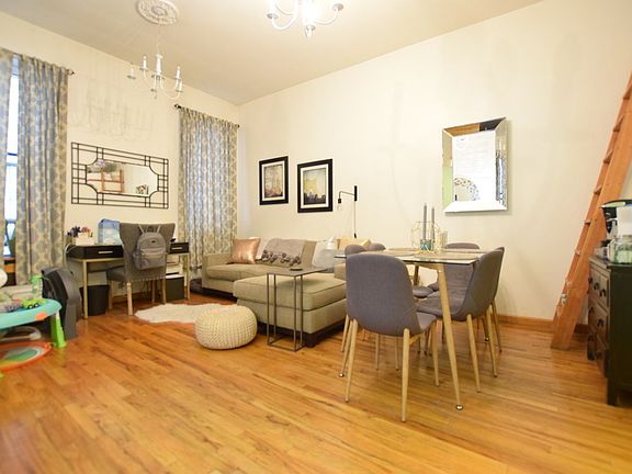 2nd image of 203 W 94th St APT 1B