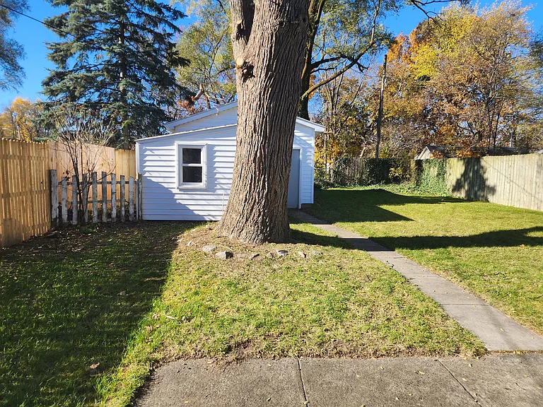 533 N Sunnyside Ave — Photo 10