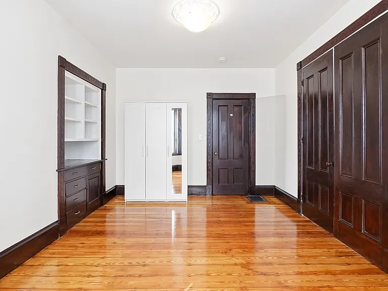 61 Edwin St #1 — Photo 11