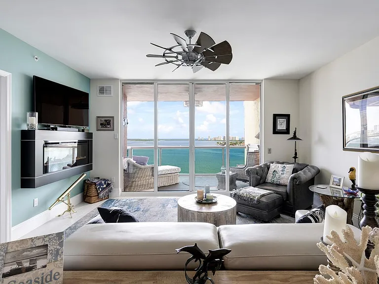 2650 Lake Shore Dr #1602 — Photo 7