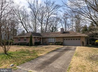 102 Hatton Dr, Severna Park, MD 21146