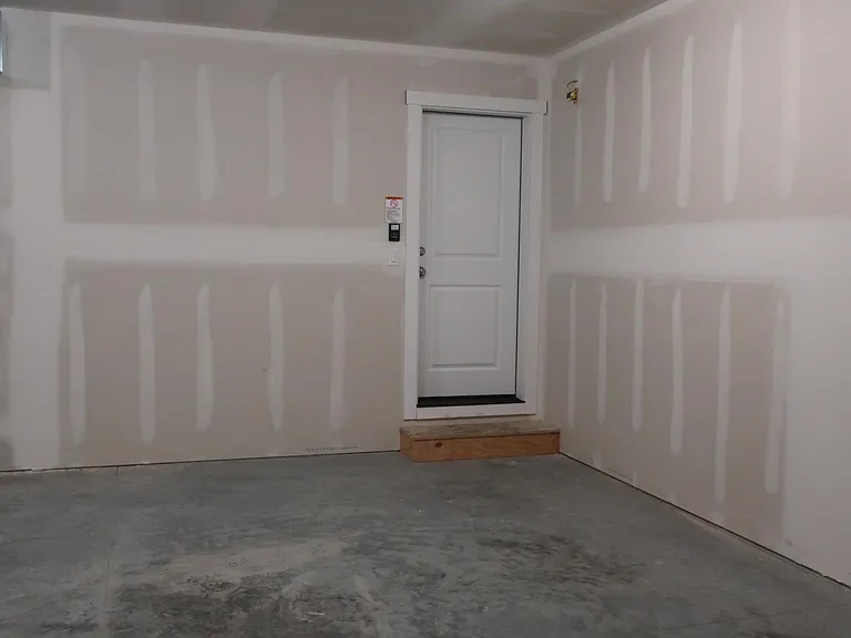 1099 New Oak Ln — Photo 15