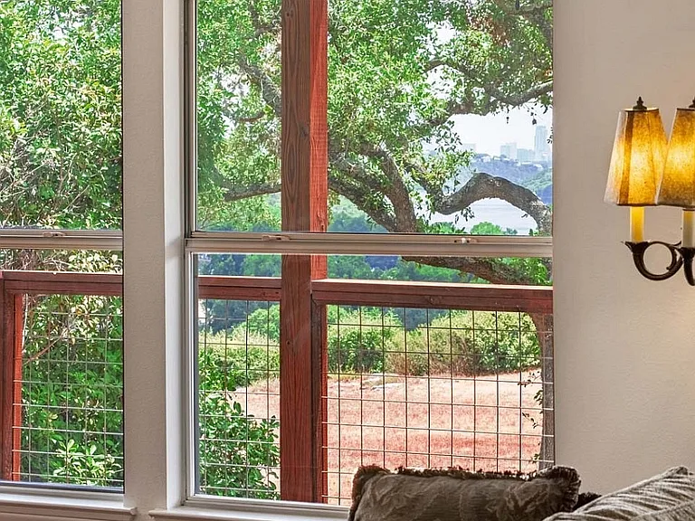 5511 Courtyard Dr — Photo 5