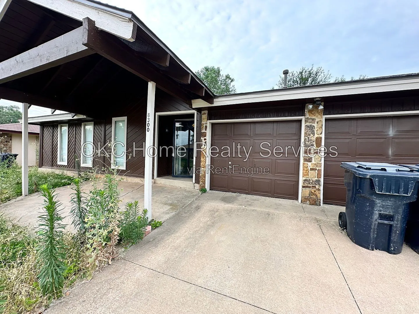 3 bed, 2.0 bath, 1746 sqft, $1,645 — Photo 1