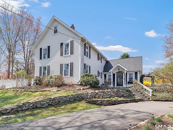 2nd image of 117 Quaker Farms Road