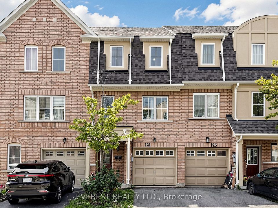 1st image of 121 Jenkinson Way
