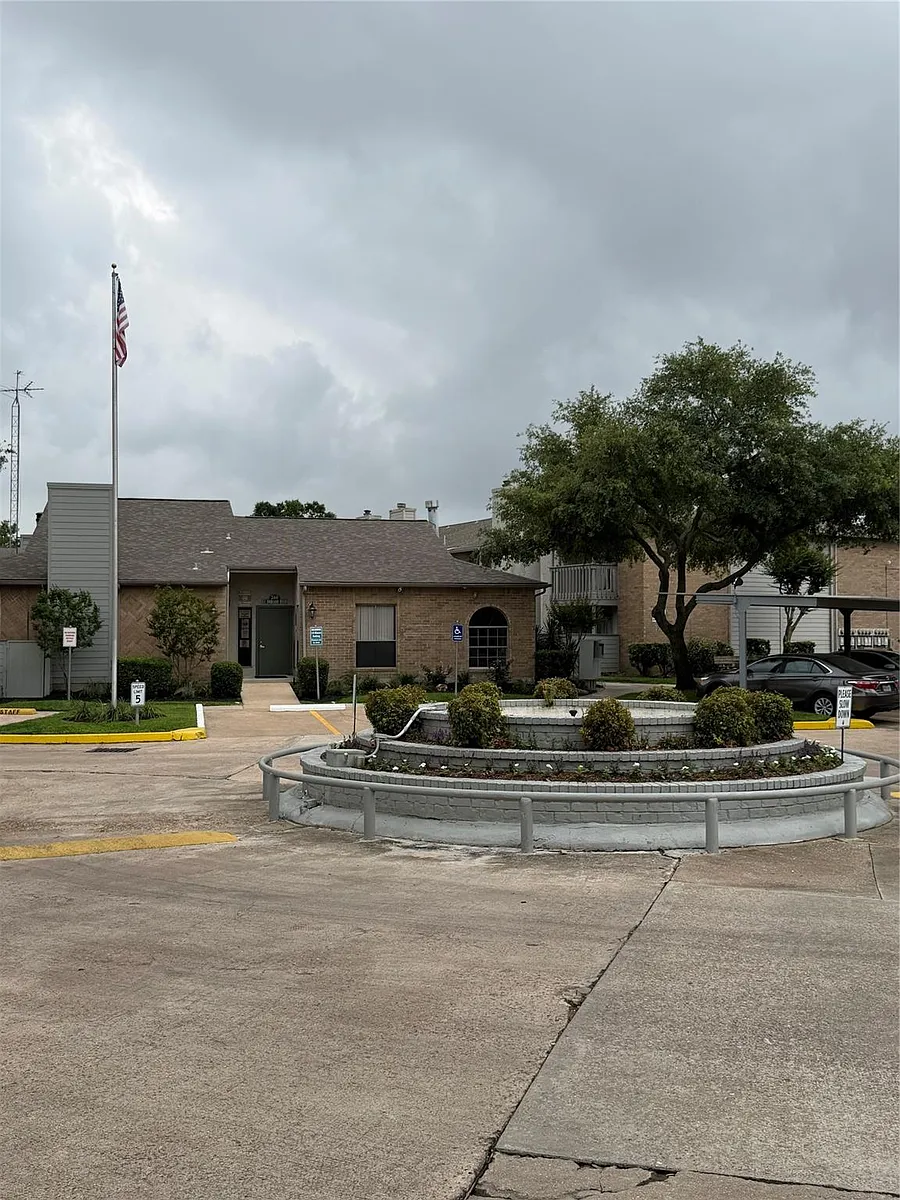 Building Photo - 260 El Dorado Blvd #1611