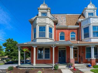 703 Chestnut St, Columbia, PA