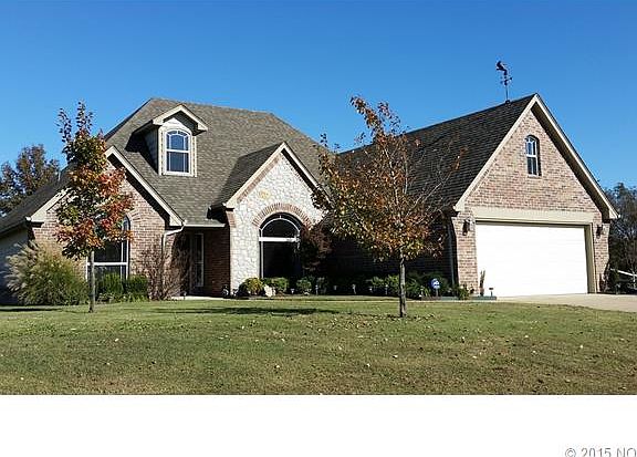 2nd image of 21825 Summerset Ct