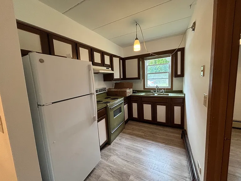 581 Burlington Ave #1 — Photo 5