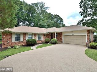 8003 Langbrook Rd, Springfield, VA 22152