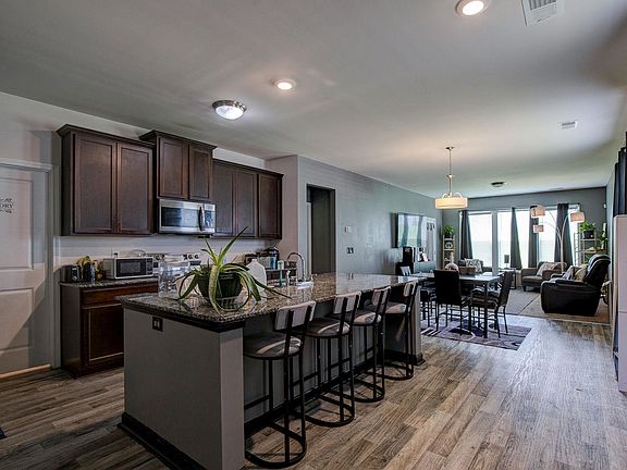 4th image of 545 Peaceful Pines Way