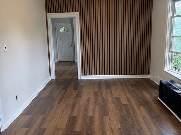 5th image of 362 E 119th St