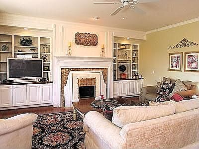 2nd image of 8059 Evergreen Ln