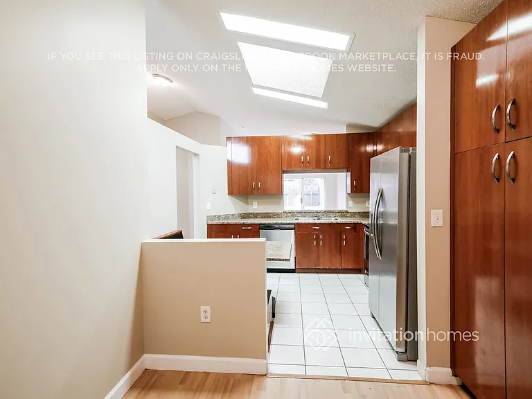 10061 SW 222nd St — Photo 7