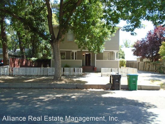 617 Chestnut St Chico Ca 95928 Zillow