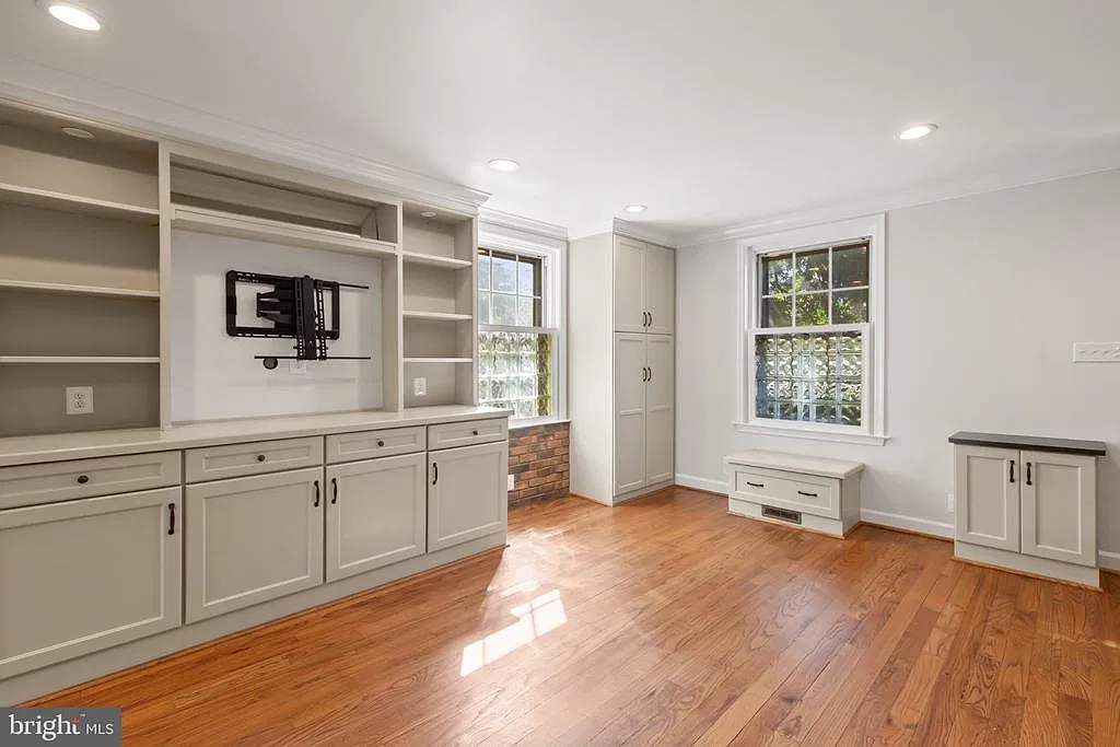 2 bed, 2.0 bath, 1500 sqft, $3,500 — Photo 4