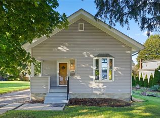 1362 Easton Dr, Akron, OH 44310