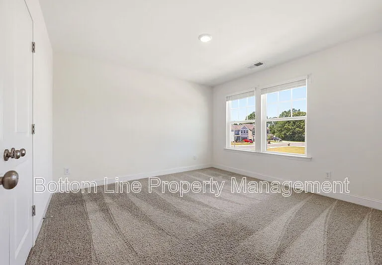 24 Blackthorn Ln — Photo 21