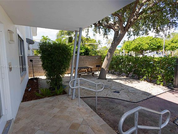 3rd image of 7315 Dickens Ave APT 3