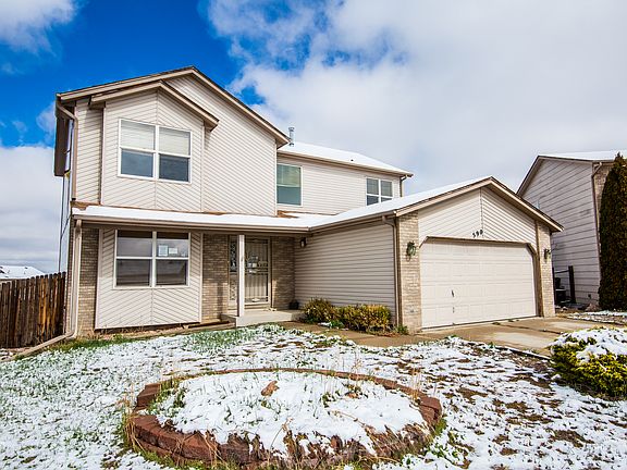 3rd image of 590 Camrose Ct
