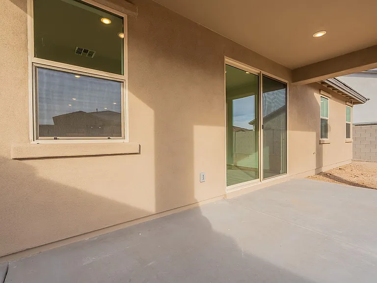 21411 W Meadowbrook Ave — Photo 37