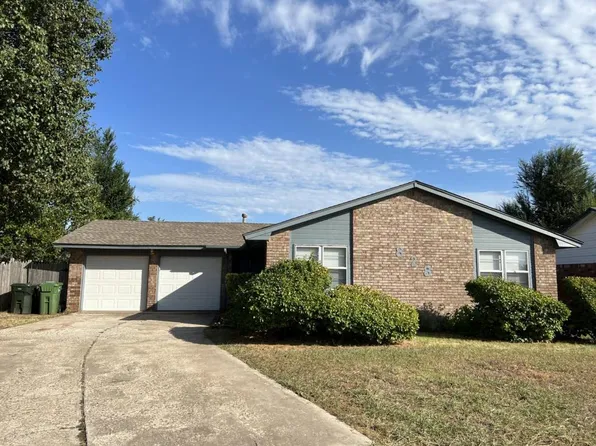 828 Euclid St, Yukon, OK 73099