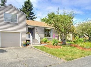 12219 Phinney Ave N, Seattle, WA 98133
