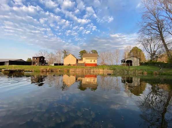551 Rogers Rd, Corbin, KY 40701