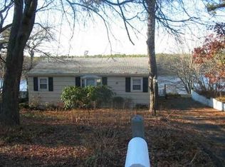 8 Blissful Ln, Wareham, MA 02571