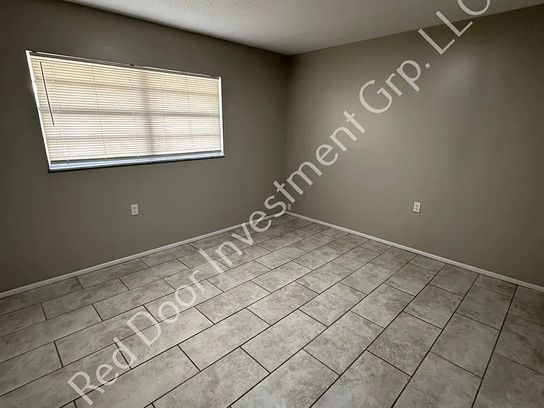 1 & 2 Bedrooms Available in Downtown St. Cloud — Photo 11