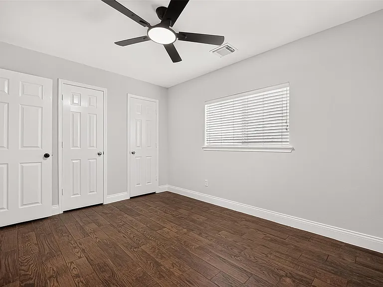 20707 Pine Rain Ct — Photo 41