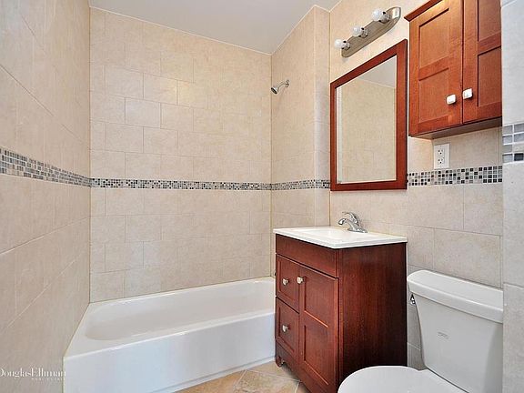 3rd image of 2160 33rd St APT 2A