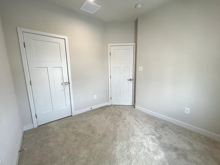 208 Fost Blvd #208 — Photo 16