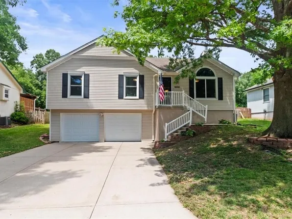 18212 E 31st Terrace Dr S, Independence, MO 64057