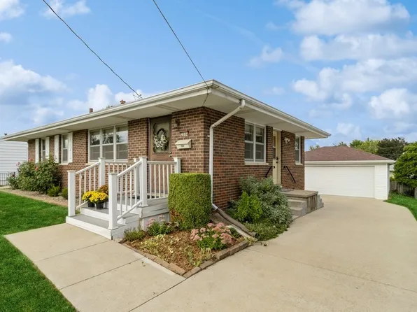 2554 Mansfield Dr, Des Moines, IA 50317