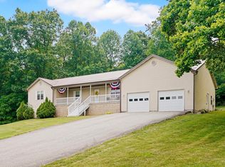 305 Candlelight Ln, Oolitic, IN 47451