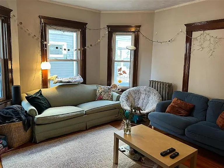 187 College Ave #1 — Photo 11