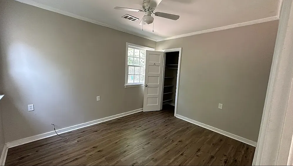 2 bed, 1200 sqft, $1,500 — Photo 4