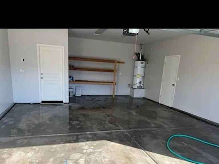 2468 Bay Hill Ave — Photo 10