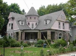 320 Dennis St, Adrian, MI 49221