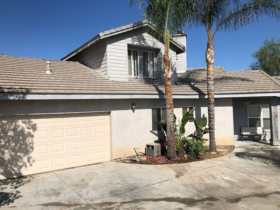 1st image of 27665 Durant St