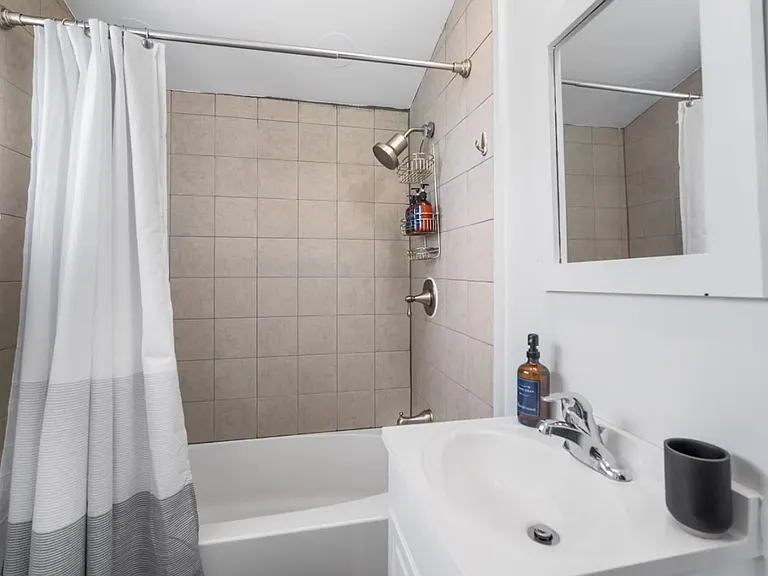 105 N New Haven Ave #2 — Photo 11