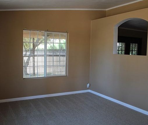 3rd image of 3233 N Mountain Shadow Dr