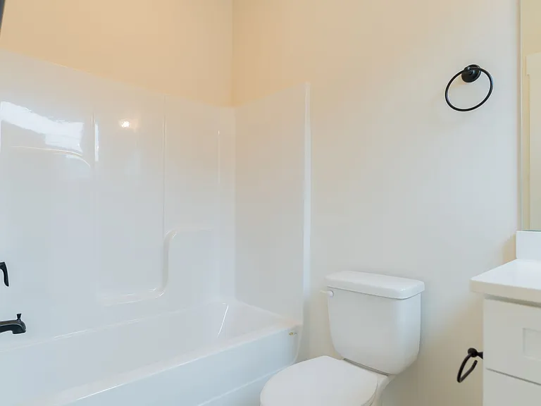 741 N Market St — Photo 29