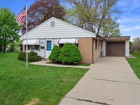 2829 South 56th COURT, Milwaukee, WI 53219