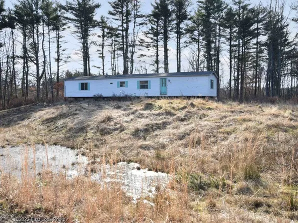 293-293 Perry Hill Rd #B, Acushnet, MA 02743