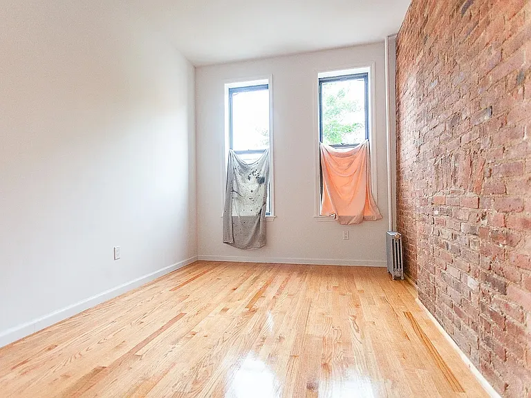 1442 De Kalb Ave #1L — Photo 6